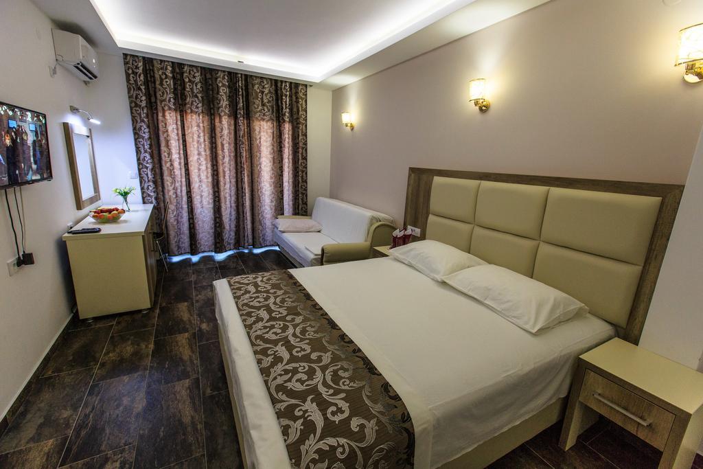 Hotel Edita Ούλτσιν Εξωτερικό φωτογραφία
